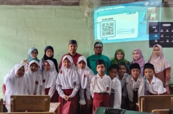SDS Wira Mandiri Nonton bareng Webinar Literasi Digital Nasional Via Zoom