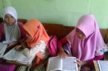 PESANTREN KILAT RAMADHAN YPWP MENINGKATKAN AKHLAK SERTA MENGGAPAI RIDHO ILAHI