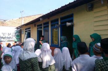 YPWP MEWAJIBKAN ORANG TUA SISWA LANGSUNG YANG MENERIMA HASIL UJIAN MID SEMESTER