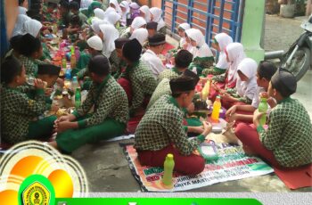 TRADISI PUNGGAHAN MENYAMBUT BULAN RAMADHAN DAPAT MEMPERERAT TALI SILATURAHMI