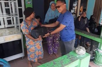 PANDEMI CORONA, KETUA YPWP BERIKAN 40 PAKET SEMBAKO