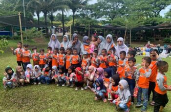 Adakan Rekreasi Sekaligus Pembelajaran, TK Swasta Al-Abrar Berkunjung Ke Central Park Zoo