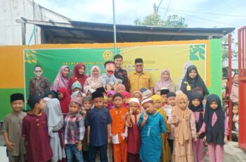 Sambut Siswa Baru, TK Swasta Al-Abrar Hadirkan Pendongeng Kak Ardian & Jono