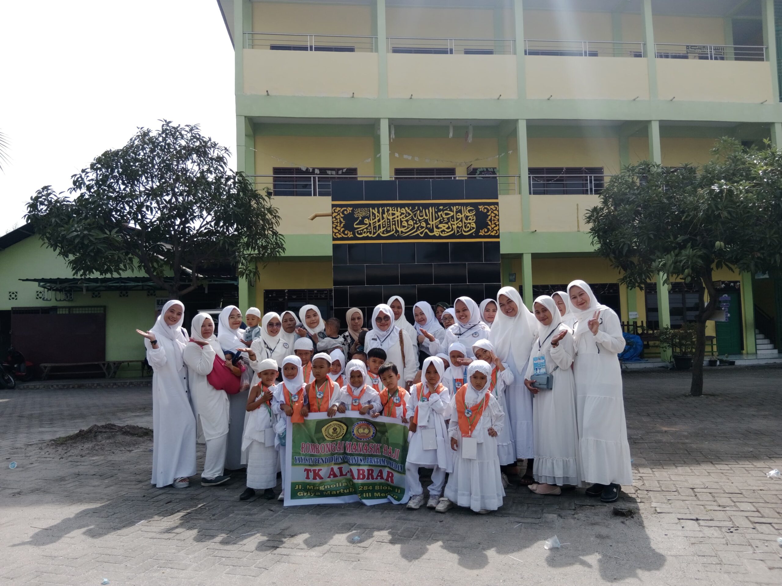 Manasik Haji TK Swasta Al-Abrar