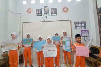 Kreatif dan Edukatif, Siswa Kelas V SDS Wira Mandiri Suarakan Kepedulian Lingkungan Melalui Poster