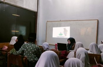 Inovatif dan Interaktif, Pembelajaran Anatomi Tubuh di Kelas VI SD Swasta Wira Mandiri Medan Memanfaatkan Teknologi Proyektor