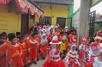Semarak Kemerdekaan, YPWP Medan Gelar Gerak Jalan Santai dan Parade Busana Daur Ulang